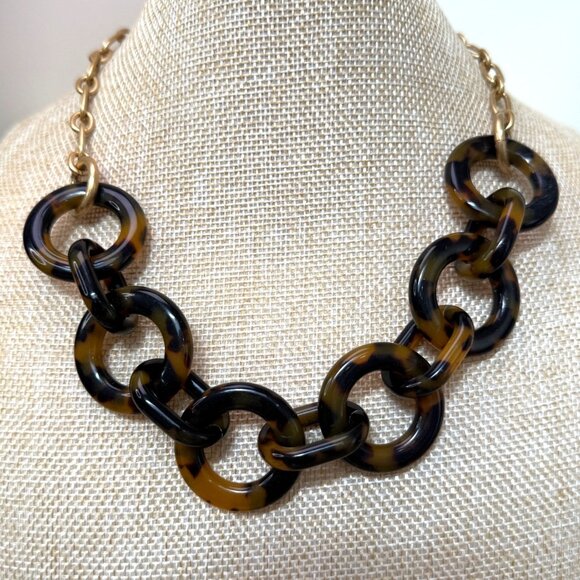 J. Crew Tortoise Acrylic Circular Link Necklace With Gold-Tone Hardware - Picture 1 of 6